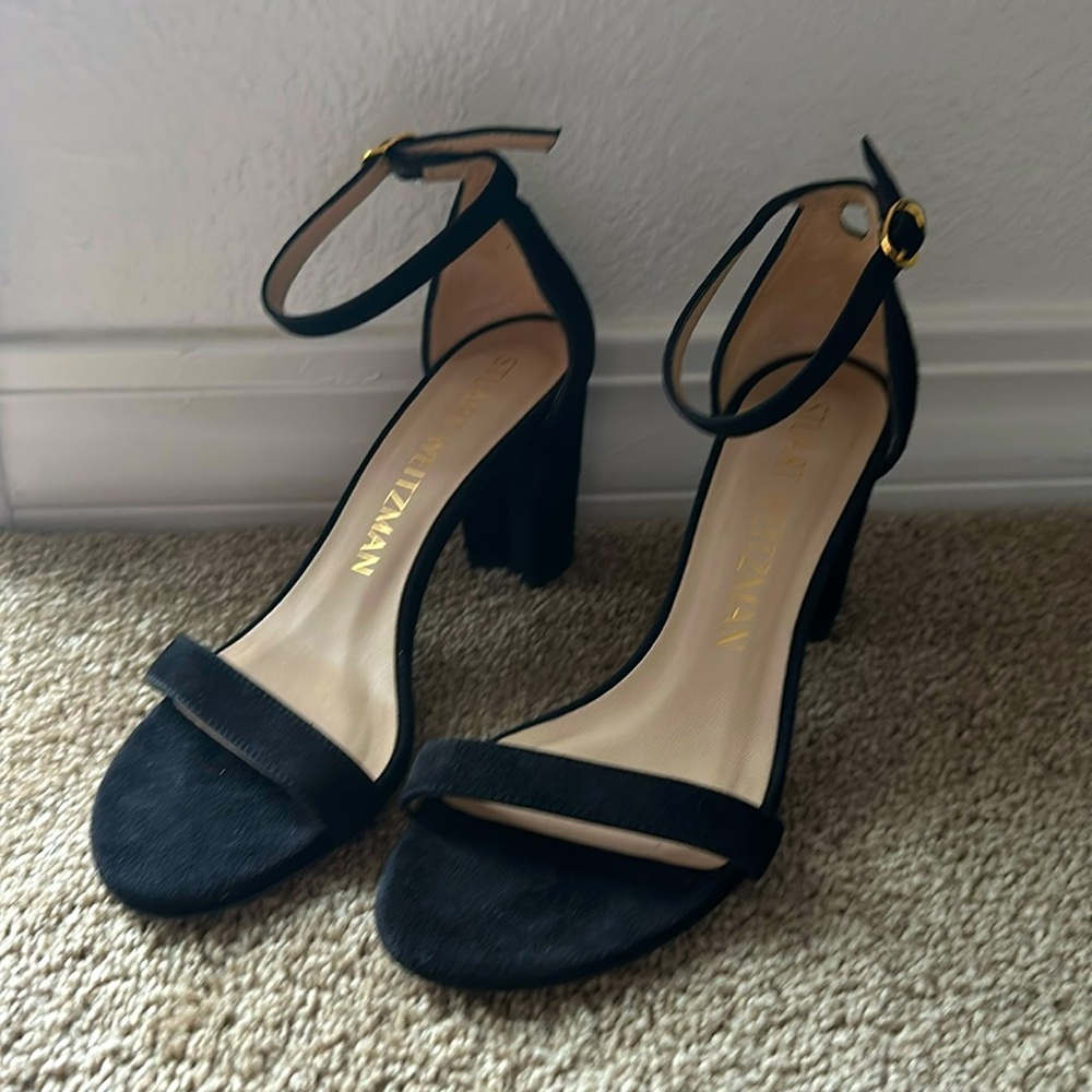 Stuart Weitzman Nearlynude Suede Heels